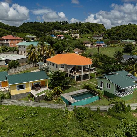 Waves Villa Guesthouse Кингстаун Экстерьер фото